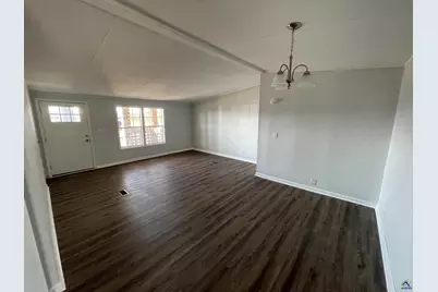 306 Dennard Street, Unadilla, GA 31091 - Photo 5