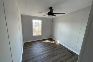 306 Dennard St, Unadilla, GA 31091 - Photo 13