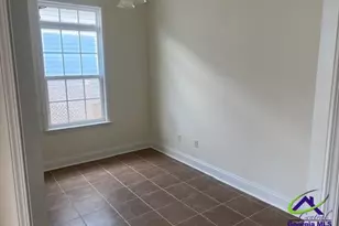 308 Spyglass Hill Dr, Perry, GA 31069 - Photo 3