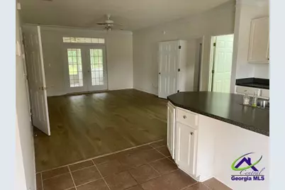 308 Spyglass Hill Drive, Perry, GA 31069 - Photo 5