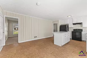 310 Ext Sunset Dr, Griffin, GA 30223 - Photo 13