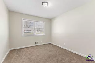 310 Ext Sunset Dr, Griffin, GA 30223 - Photo 17