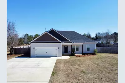 129 Amanda Dr, Byron, GA 31008 - Photo 1