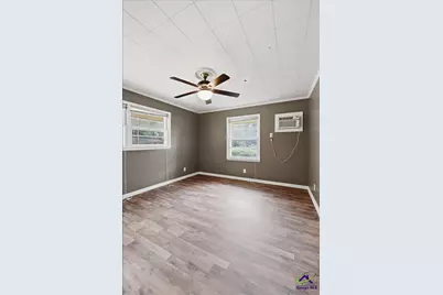 2554 Delano, Macon, GA 31204 - Photo 13