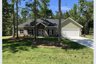 175 Wood Oak Circle, Cochran, GA 31014 - Photo 1
