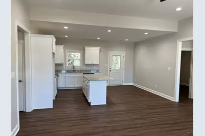 113 Taylor Drive, Cochran, GA 31014 - Photo 5