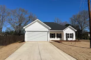 113 Taylor Dr, Cochran, GA 31014 - Photo 1