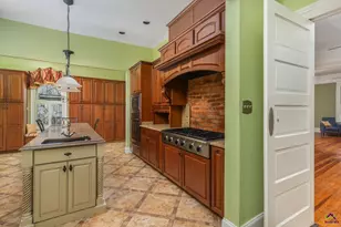 172 Hines Terrace, Macon, GA 31204 - Photo 13