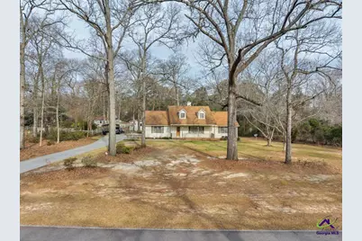 174 Majestic Oak Circle, Byron, GA 31008 - Photo 1