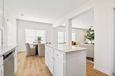 1015 Homestead Drive, Macon, GA 31216 - Photo 11