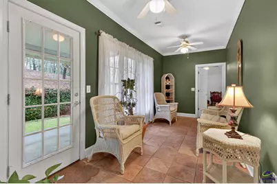 623 Walton Way, Macon, GA 31210 - Photo 11