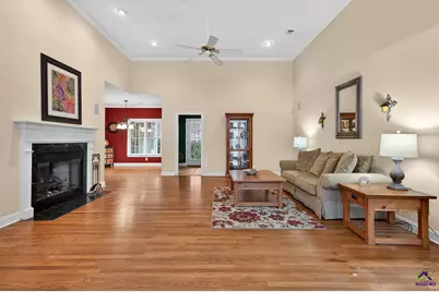 623 Walton Way, Macon, GA 31210 - Photo 5