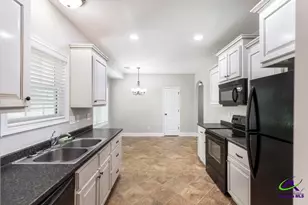 510 Leisure Lake Dr, Warner Robins, GA 31088 - Photo 17