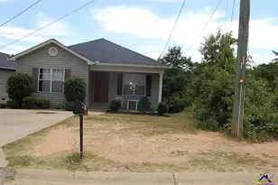 136 Oscar Ct, Warner Robins, GA 31093 - Photo 1