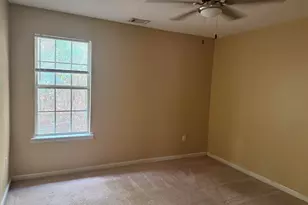 136 Oscar Ct, Warner Robins, GA 31093 - Photo 9