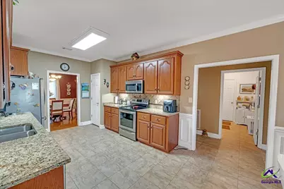 264 Lillian Drive, Byron, GA 31008 - Photo 9