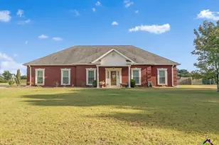 264 Lillian Dr, Byron, GA 31008 - Photo 1