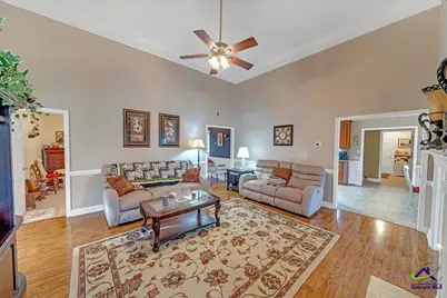 264 Lillian Drive, Byron, GA 31008 - Photo 13