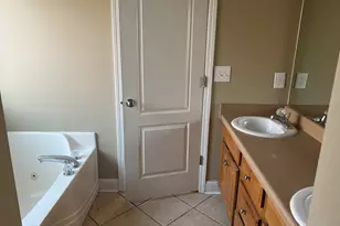 523 Manchester Ln, Byron, GA 31008 - Photo 7