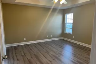 523 Manchester Ln, Byron, GA 31008 - Photo 9