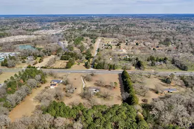 1401 S Houston Lake Road, Kathleen, GA 31047 - Photo 17