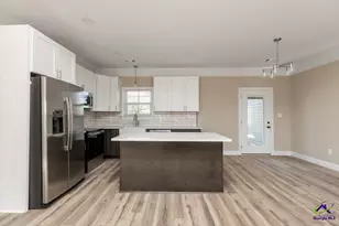 155 Village Cir, Cochran, GA 31014 - Photo 11