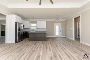 155 Village Cir, Cochran, GA 31014 - Photo 5