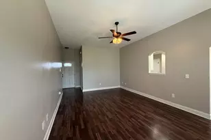 212 Winsted Ct, Perry, GA 31069 - Photo 5