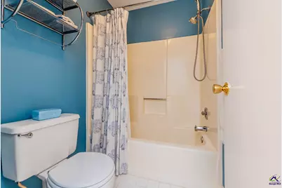 200 Atrium Ct, Warner Robins, GA 31088 - Photo 5