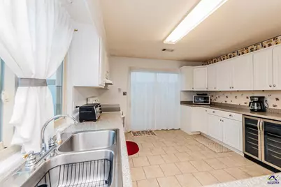 200 Atrium Ct, Warner Robins, GA 31088 - Photo 21