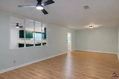 1739 Houston Lake Rd, Perry, GA 31069 - Photo 5