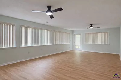 1739 Houston Lake Rd, Perry, GA 31069 - Photo 7