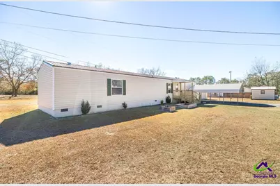 172 Old Eastman Road, Cochran, GA 31014 - Photo 1