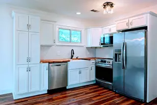 1108-C Washington St, Perry, GA 31069 - Photo 1