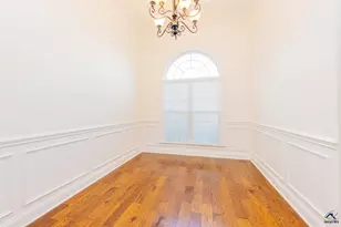 214 Cheshire Dr, Warner Robins, GA 31088 - Photo 5