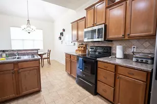 207 Broderick Cir, Warner Robins, GA 31088 - Photo 17