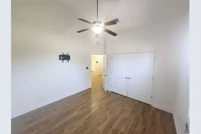 207 Broderick Circle, Warner Robins, GA 31088 - Photo 7