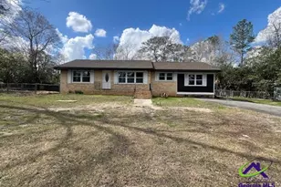 105 Robinhood Dr, Warner Robins, GA 31088 - Photo 5