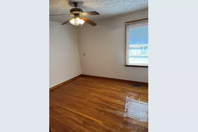 562 Johnstonville Rd, Barnesville, GA 30204 - Photo 5