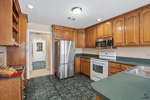 472 Graham Woods Cir, Gray, GA 31032 - Photo 11