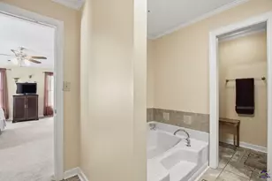 472 Graham Woods Cir, Gray, GA 31032 - Photo 17