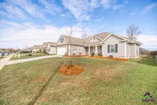 305 Gibson Cir, Kathleen, GA 31047 - Photo 3