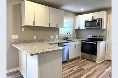 221 Jefferson Circle, Macon, GA 31220 - Photo 9