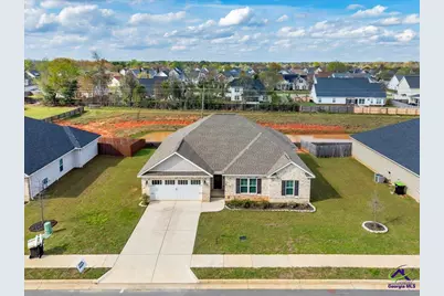 629 Broderick, Warner Robins, GA 31088 - Photo 37