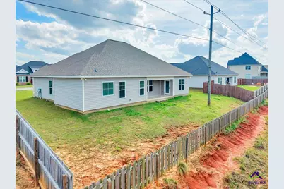 629 Broderick, Warner Robins, GA 31088 - Photo 41