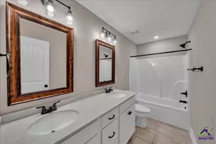 629 Broderick, Warner Robins, GA 31088 - Photo 35