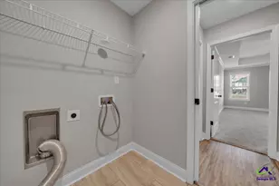 629 Broderick, Warner Robins, GA 31088 - Photo 27