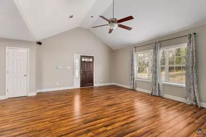 222 Blue Ridge Lane, Warner Robins, GA 31088 - Photo 9