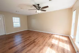 311 Dixon, Warner Robins, GA 31088 - Photo 7