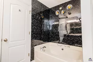 504 Haverhill Cir, Warner Robins, GA 31088 - Photo 13